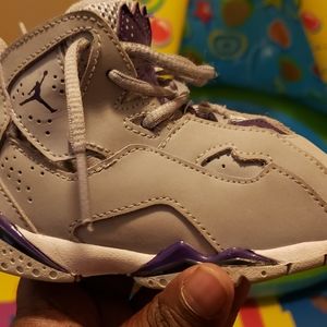 Toddler size 7 jordans